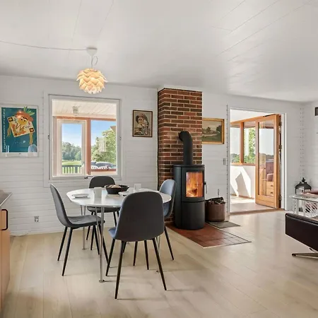 Imgert - 300m To The Fjord By Interhome *